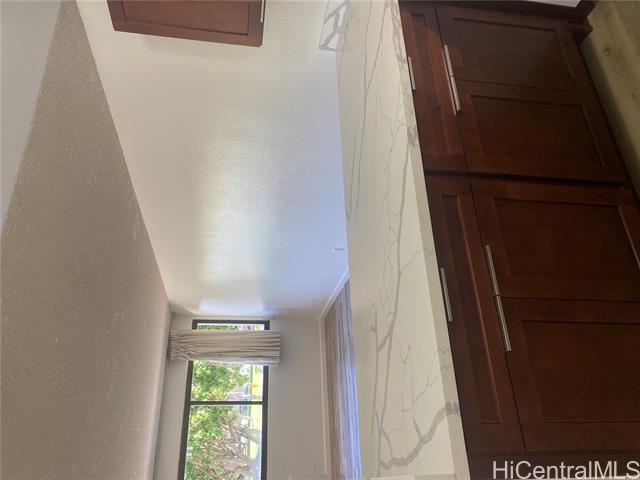 Building Photo - 55 S Kukui St