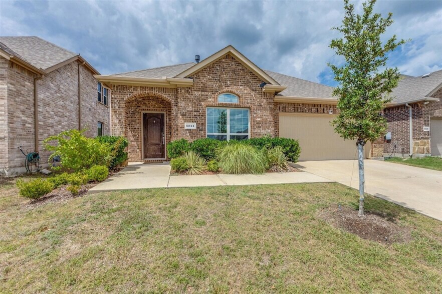 Foto principal - 5244 Canfield Ln