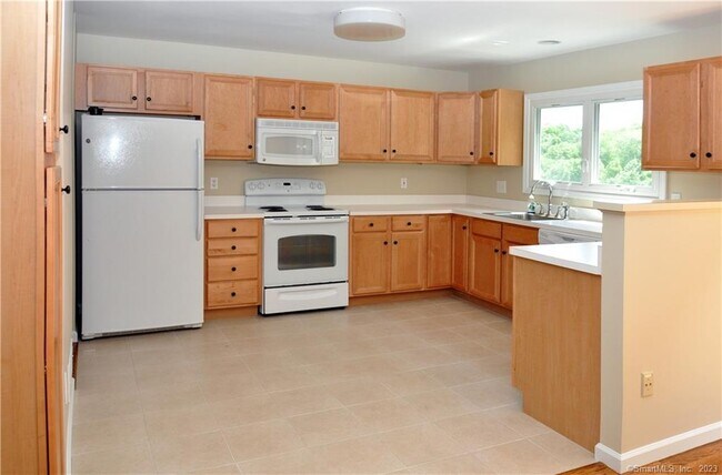 Foto del edificio - 170 Governor Trumbull Way