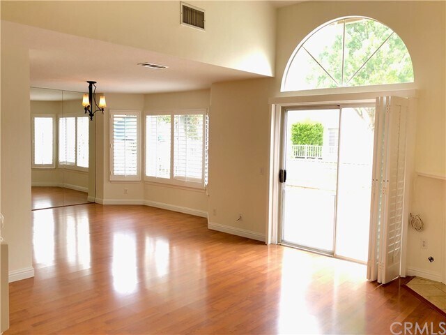 Foto del edificio - 24283 Airporter Way