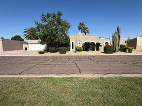 Building Photo - 10849 N 45th Pl