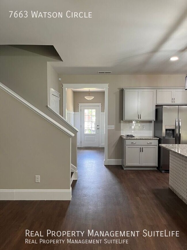 Foto del edificio - 7663 Watson Cir
