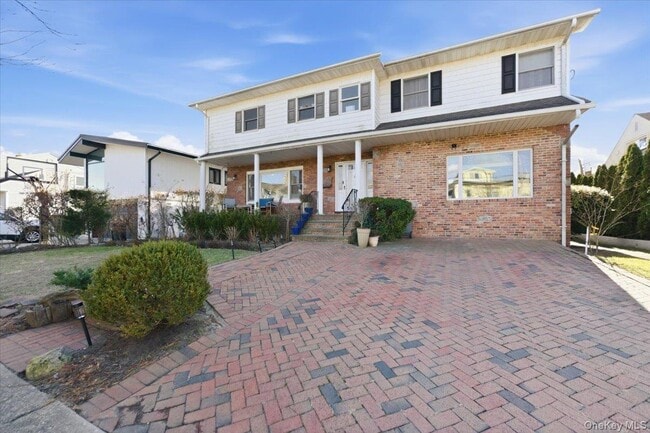 Building Photo - 1495 Bay Blvd