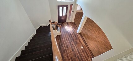 Building Photo - 21038 Narrow Gate Dr