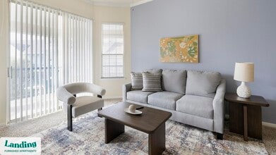 Building Photo - 901 Lakeside Cir