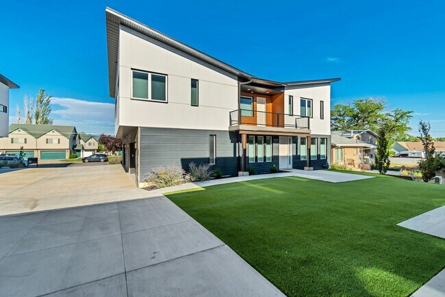 Photo - 7033 S 300 E Townhome