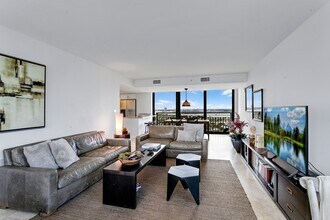 Building Photo - 3000 N Ocean Dr
