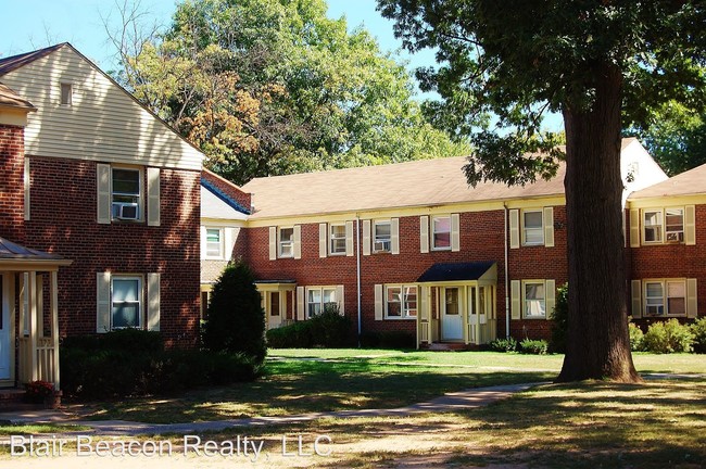 Building Photo - 750 E Front St