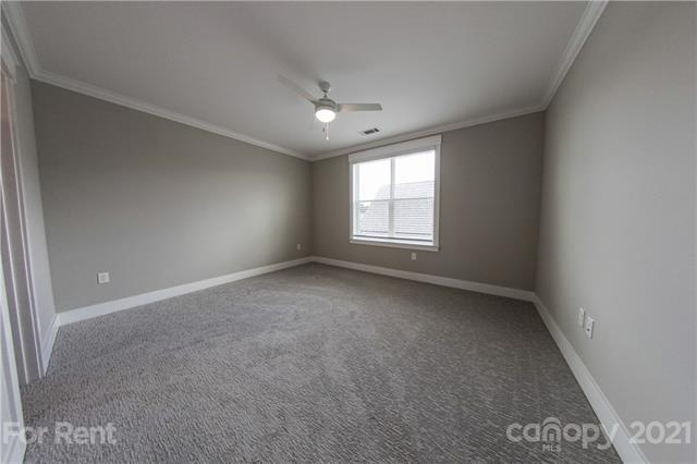 Building Photo - 11615 Southcrest Ln
