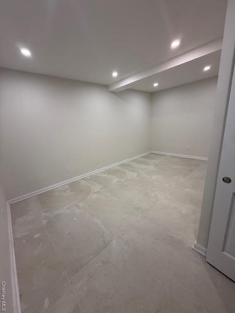 Building Photo - 169-19 69th Ave