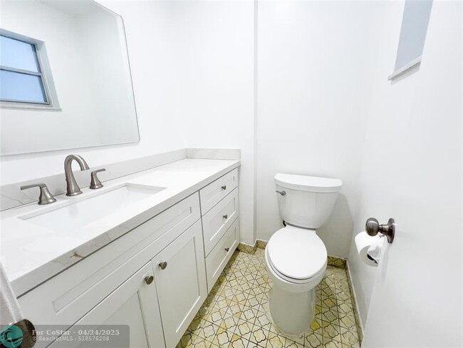 Foto del edificio - 1445 Atlantic Shores Blvd