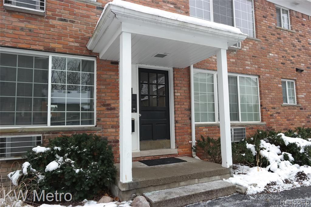 Primary Photo - 630 Ann St