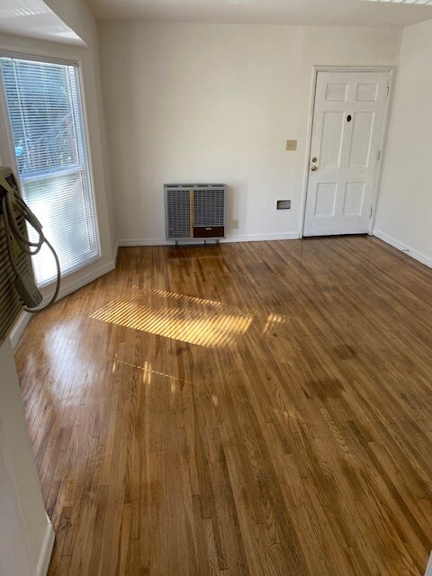 Living Room - 1543 Silver Lake Blvd