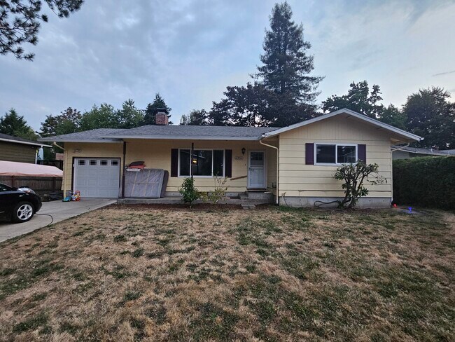 Foto del edificio - 6336 SE Cedarcrest Dr