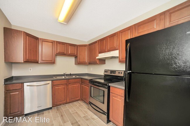 Building Photo - 2 br, 1 bath House - 1427 MacKay Ave SE