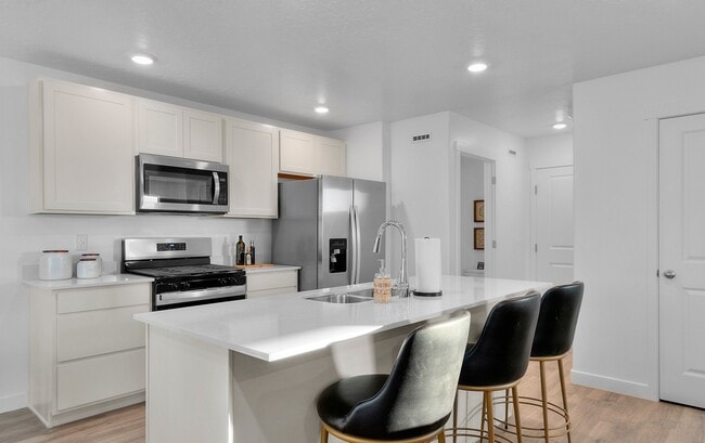 Foto del edificio - 1487 E 690 N