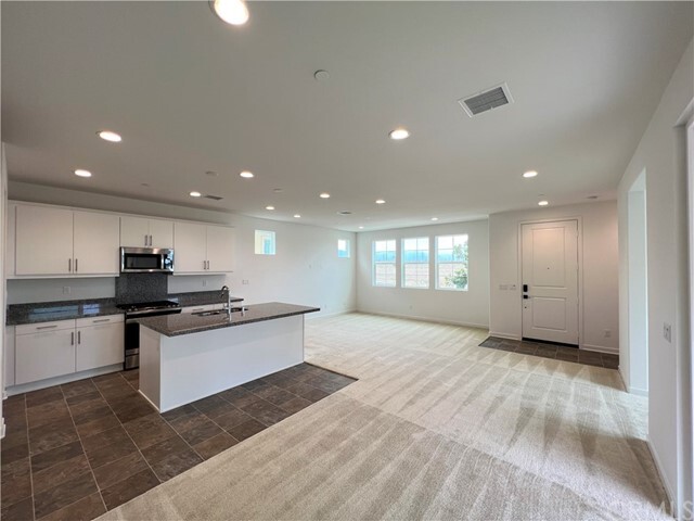 Building Photo - 6957 Stonecrop Ln
