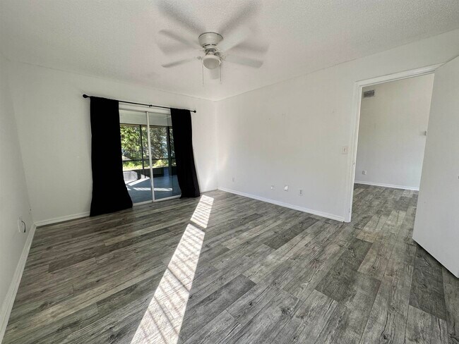 Foto del edificio - 746 Bahia Dr