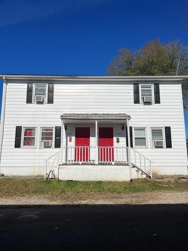 2704 Creamery St, Hurricane, WV 25526 House Rental in Hurricane, WV