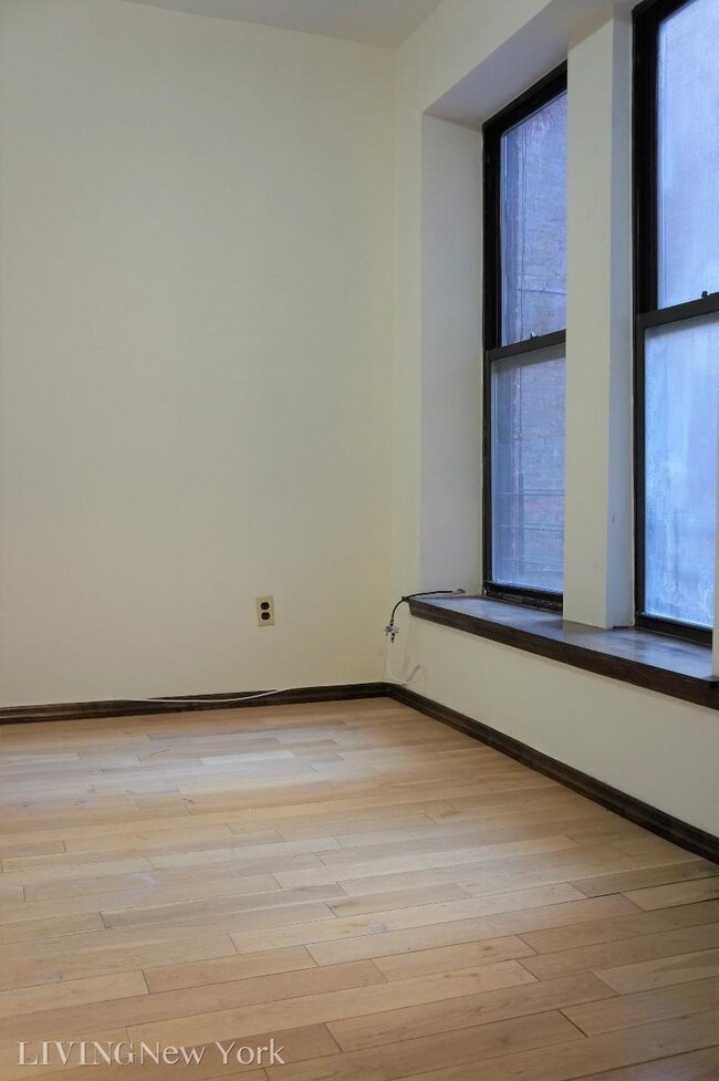 Foto del edificio - 502 W 135th St