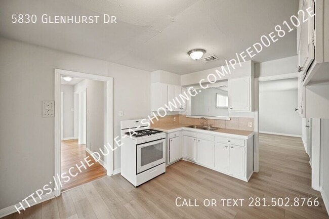 Building Photo - 5830 Glenhurst Dr