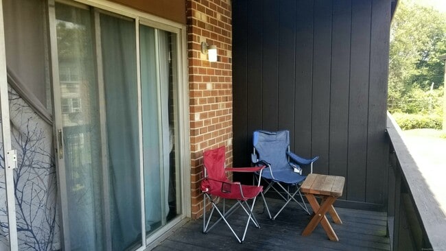 Building Photo - 75 Balance Rock Rd