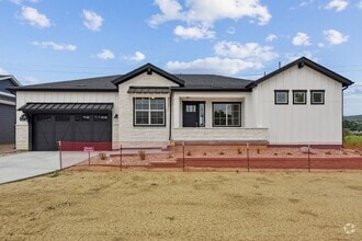 Building Photo - 6690 S Lewis Way