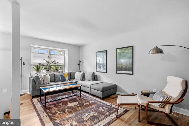 Foto del edificio - 1034 Copperstone Ct