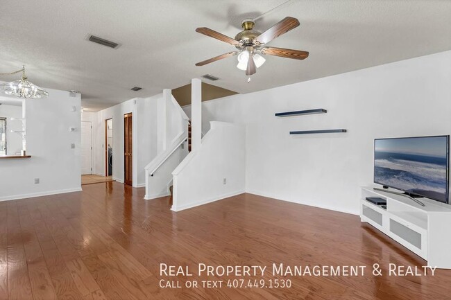 Building Photo - 2 BR / 2.5 BA Townhouse In Lake Olympic