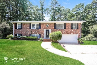 Building Photo - 6345 Thornhedge Dr