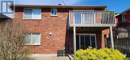 Building Photo - 12 Revelstoke Ct