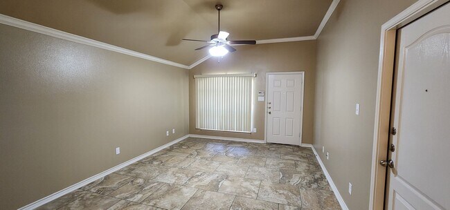 Foto del edificio - 5507 Settlers Ct