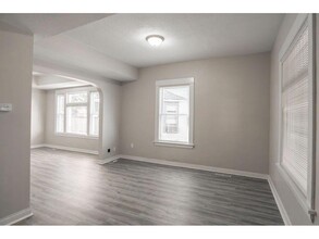 Building Photo - 1606 Concordia Ave