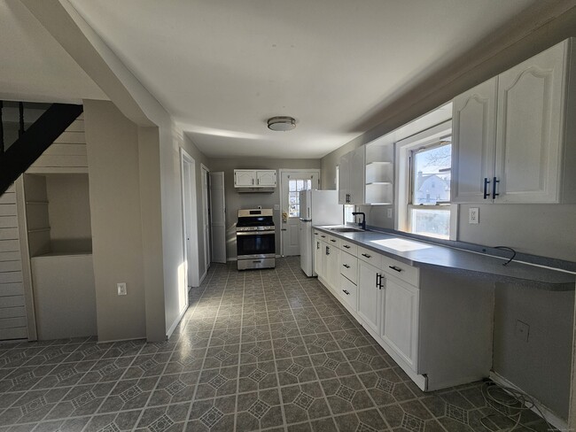 Foto del edificio - 370 Bruce Ave