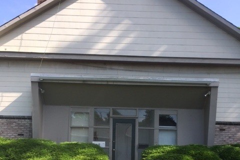 Primary Photo - 24 Millersville Rd