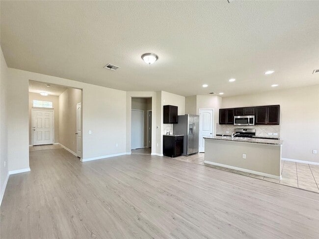 Building Photo - 1416 Fort Dessau Rd