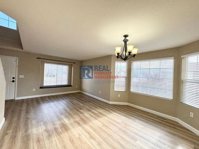 Foto del edificio - 5303 Territorial St