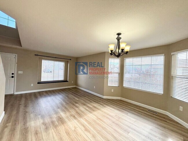 Photo - 5303 Territorial St House