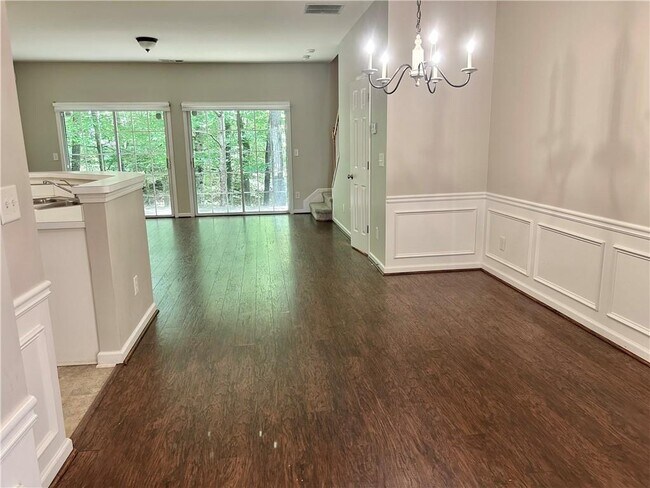 Foto del edificio - 3647 Postwaite Cir NW