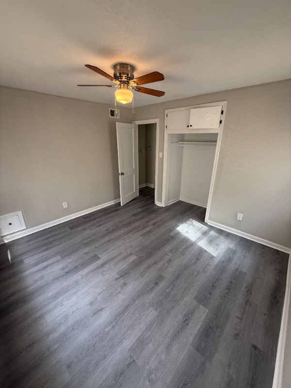 Foto del edificio - 1220 E 80th St