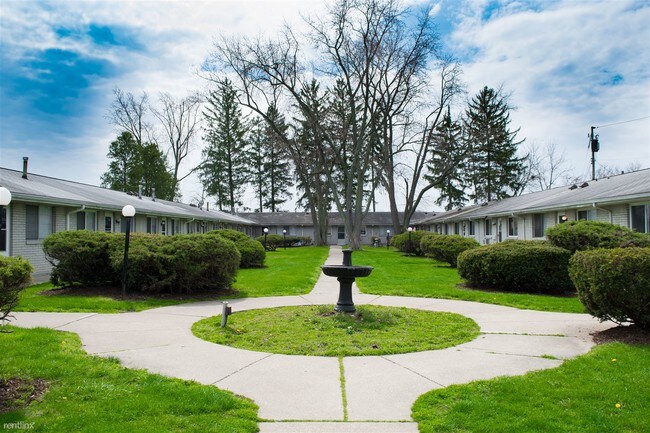 1 br, 1 bath Apartment Glendale Manor Apartment for