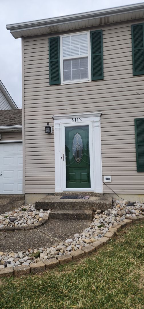 Building Photo - Fantastic 3 Bedrooms & 1.5 Bathroom, Two Story with a Garage!  Freshened Paint throughout!  Newer...