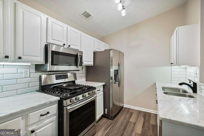 Foto del edificio - 1371 Keys Crossing Dr NE