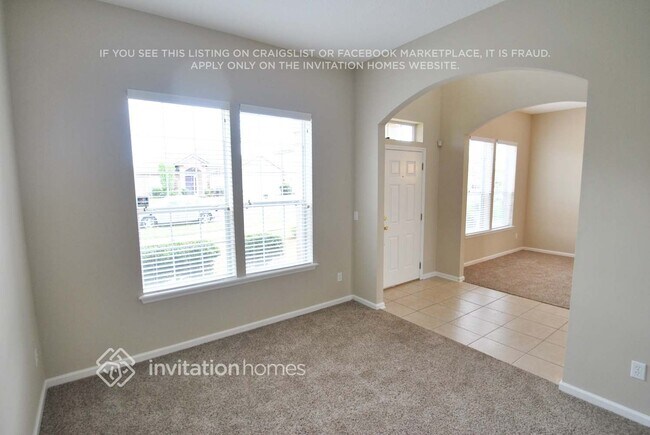 Foto del edificio - 9260 Prosperity Lake Dr