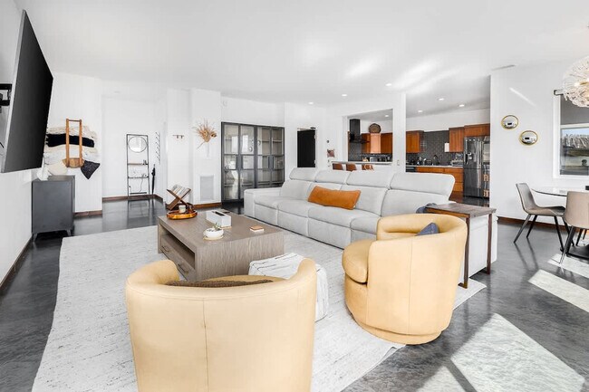 Foto del edificio - 3929 Paso Del Lagos