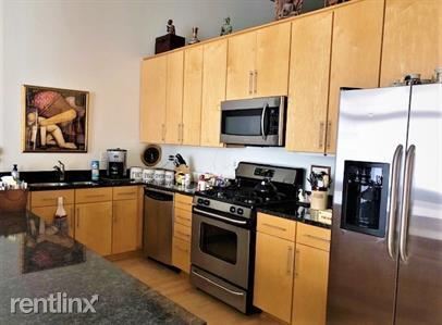 Building Photo - 1 br, 1 bath Condo - 150 2nd St NE