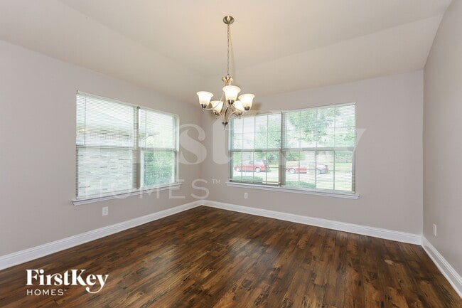 Building Photo - 610 Canvas Ct