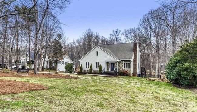 Foto del edificio - 120 Tall Oak Dr