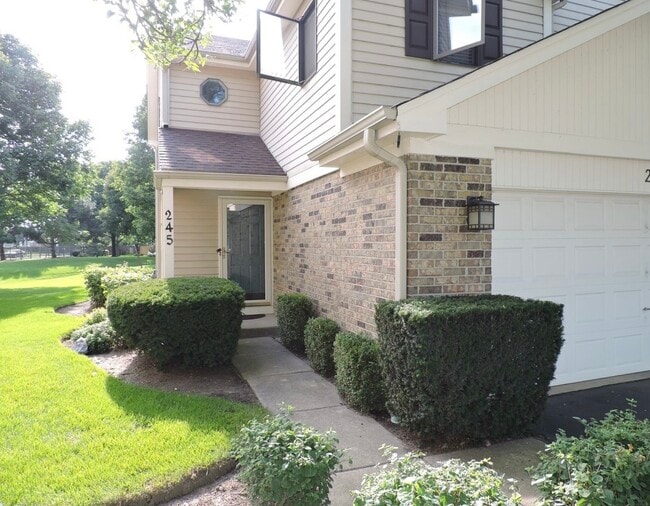 Building Photo - 245 Carlisle Ave