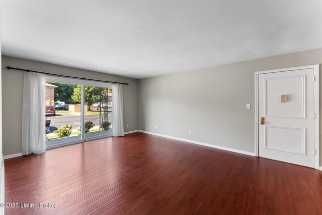Building Photo - 320 Highwood Dr